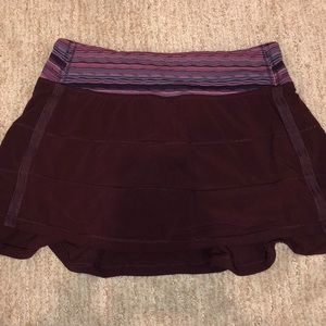Lulu lemon maroon skort